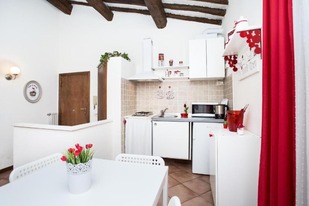 Moro Magenta 5 Casa E Appartamento Per Vacanze Рим Екстер'єр фото